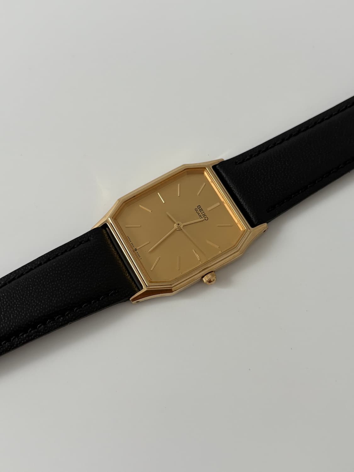 80s chariot gold octagon case quartz 상품이미지5