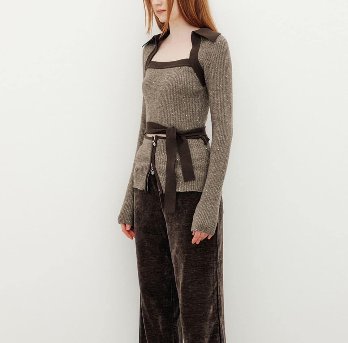 YUSE GLITTER CUT OUT STRAP KNIT BROWN 상품이미지2