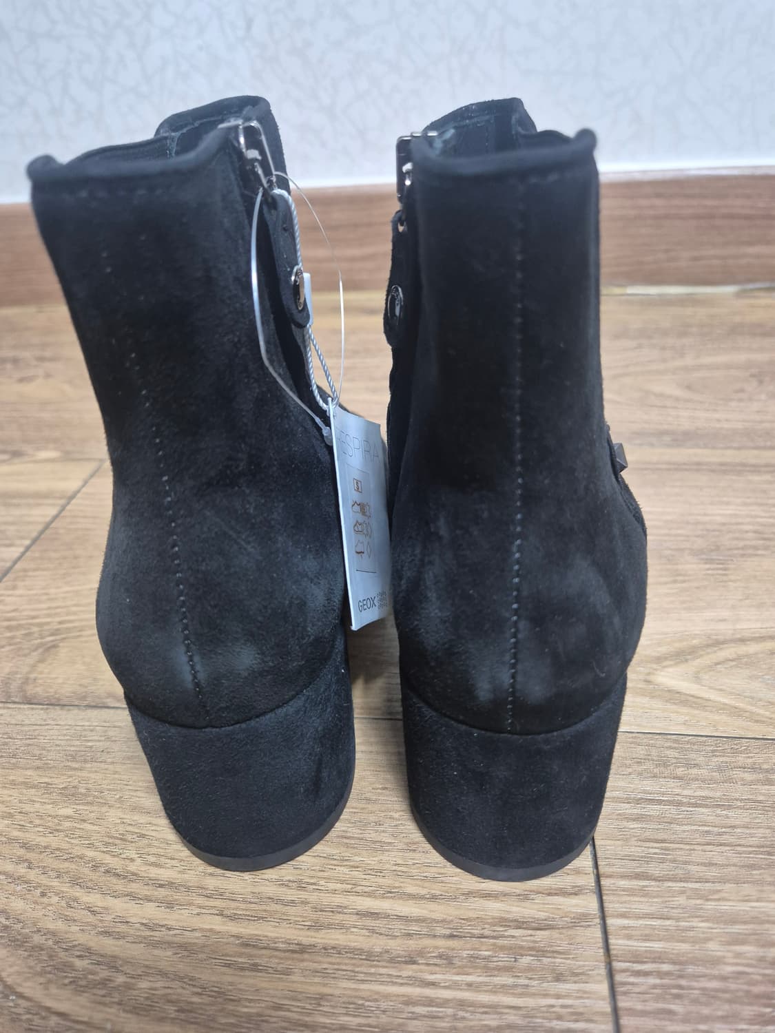 Geox 여성 스웨이드 앵클 부츠 235mm 상품이미지3