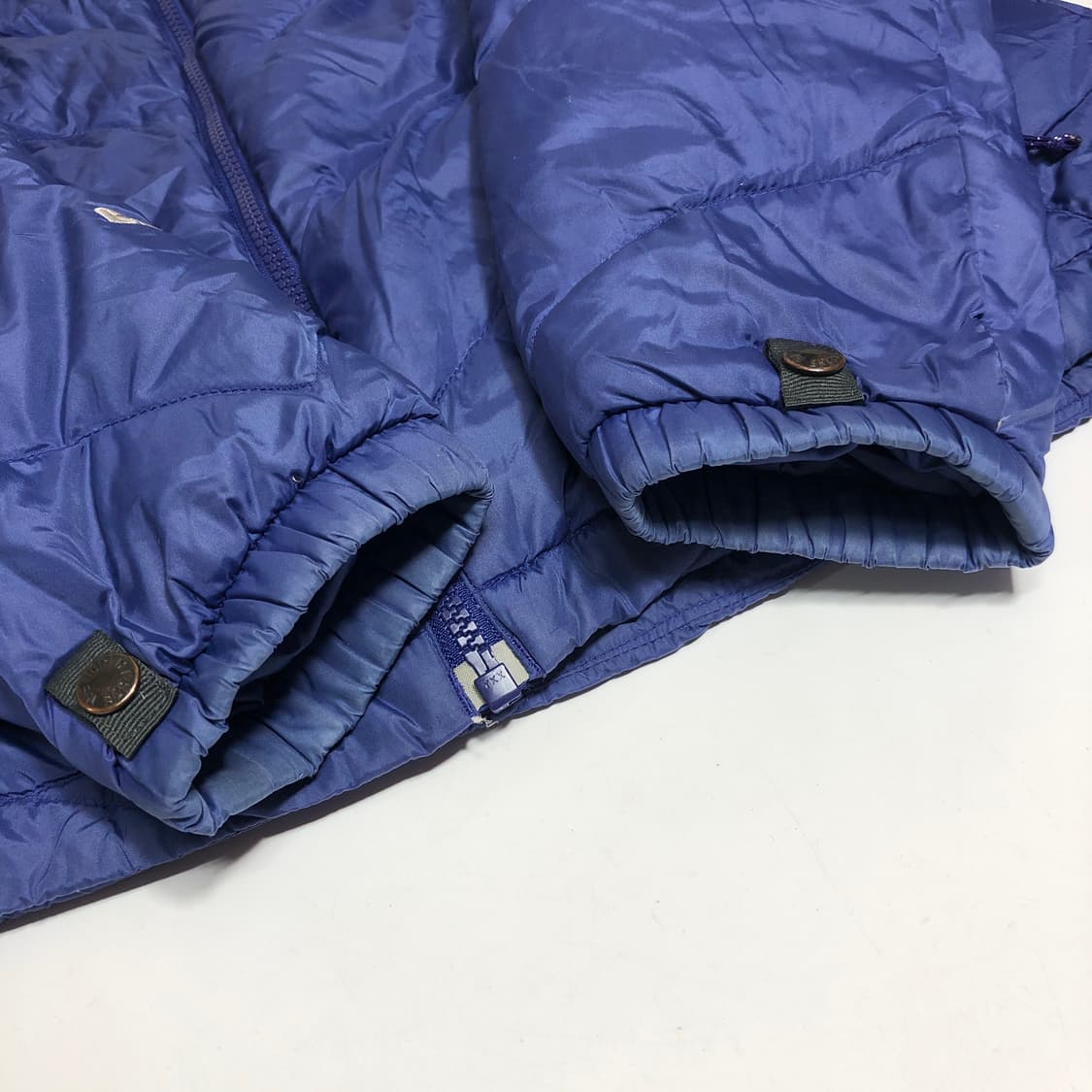 노스페이스 경량패딩 s 상품이미지6