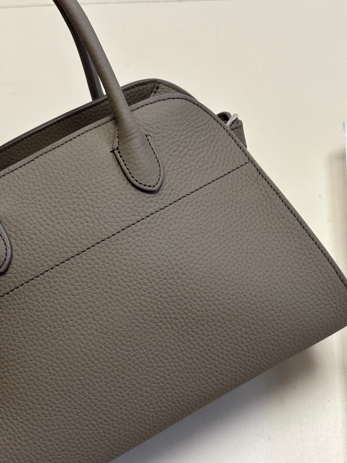 더로우 마고백10 smoked taupe 상품이미지2