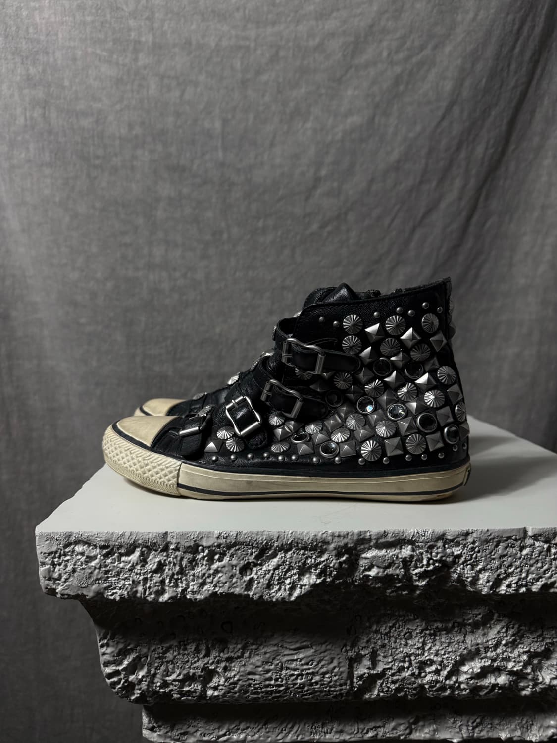 ASH Studded High Top Sneakers   상품이미지5