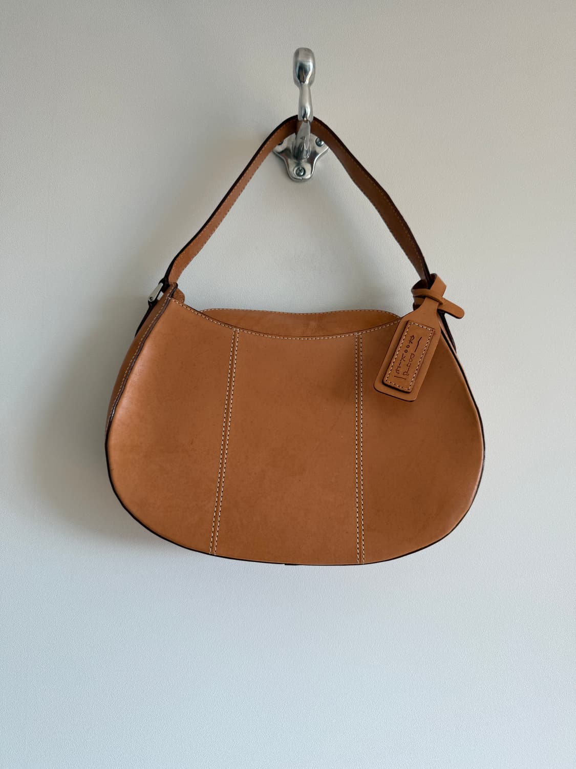 Rookie Bud 베지터블 레더 숄더백 상품이미지1