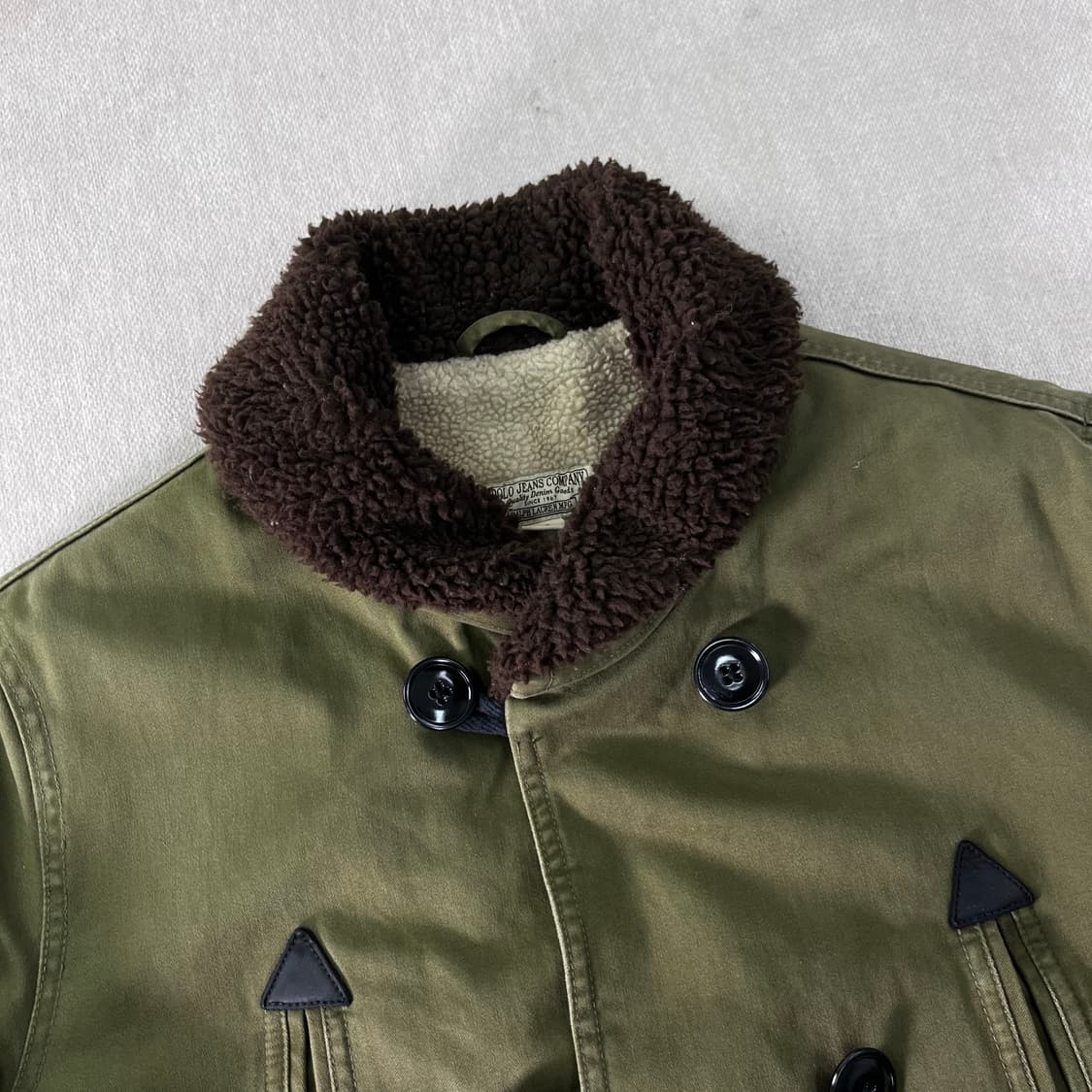 100 폴로랄프로렌 진스 디스트레스드 올리브 씨어링 셰르파 자켓 상품이미지2