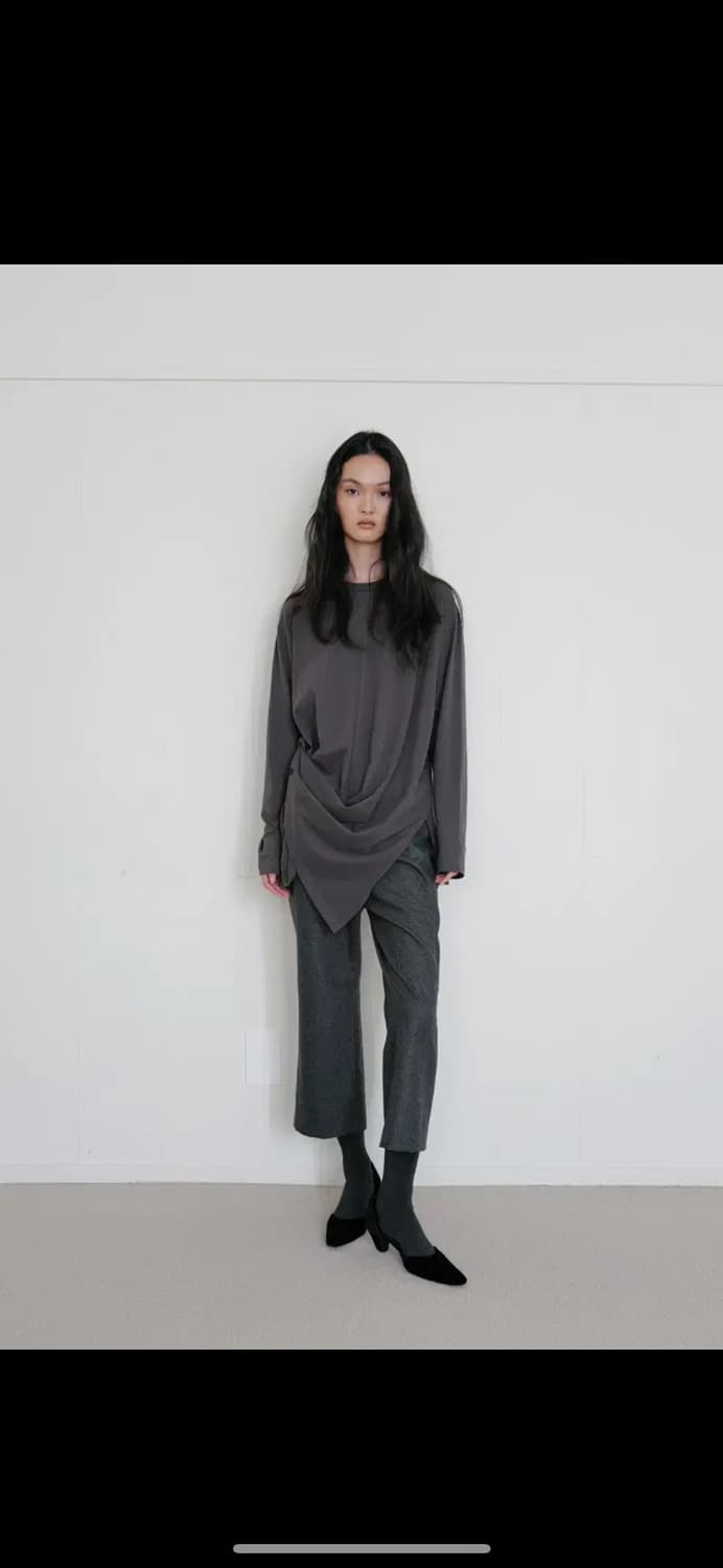 리포스 repos 사이드 버튼 티셔츠 차콜 챠콜 상품이미지1