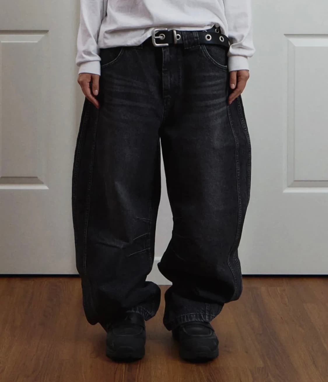 9999아카이브 커브드 데님 팬츠 상품이미지1