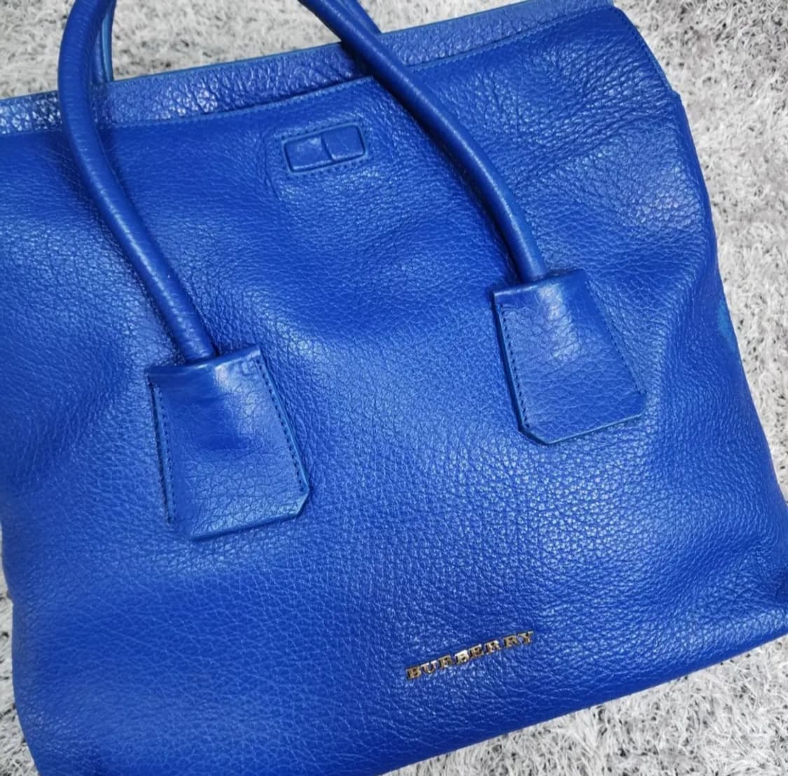 버버리 레더 토트백 상품이미지5