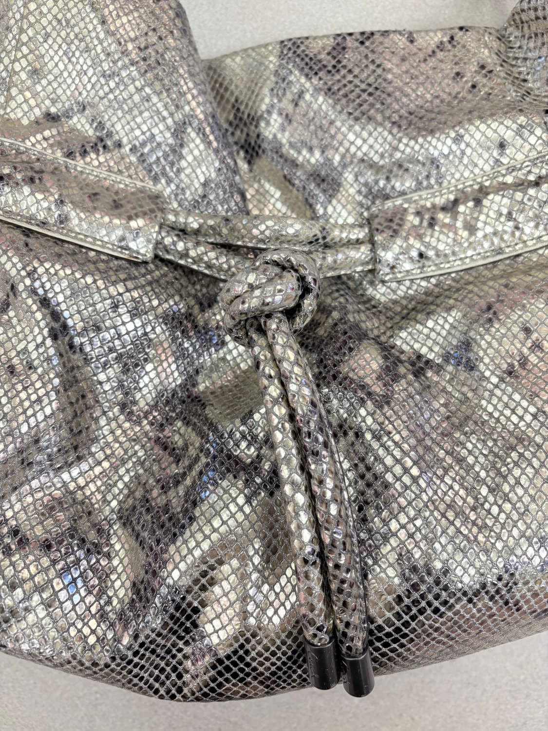 코치 뱀피 갸루 숄더백 상품이미지5