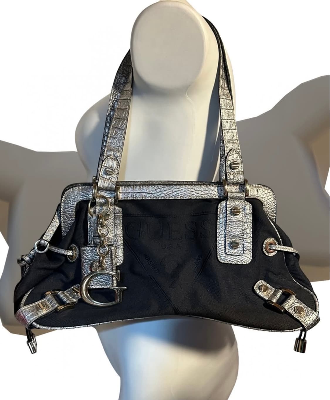 게스가방 상품이미지1