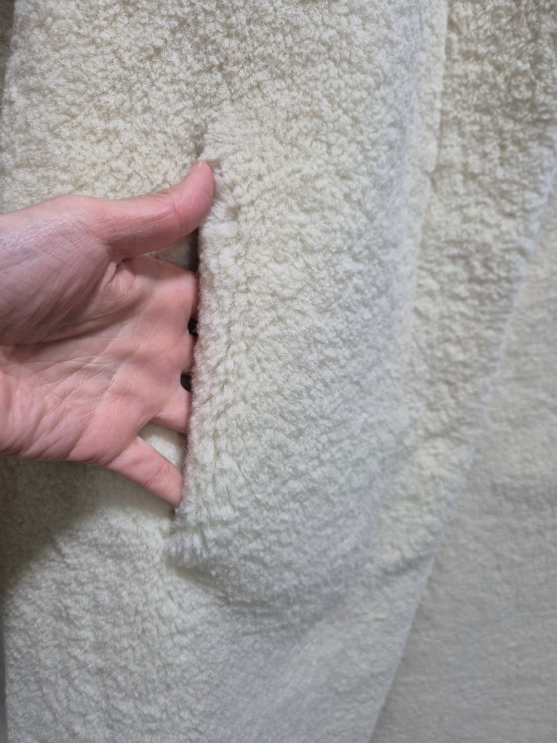 (새상품)프론트로우 아이보리 뽀글이 코트 상품이미지4