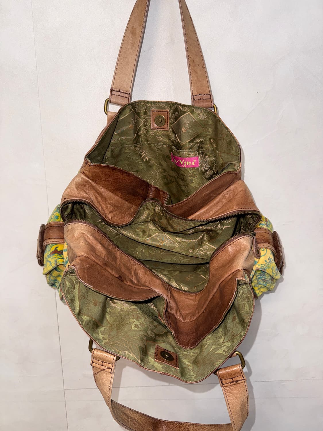 IPA-NIMA yellow green velvet pocket 토트백 상품이미지5