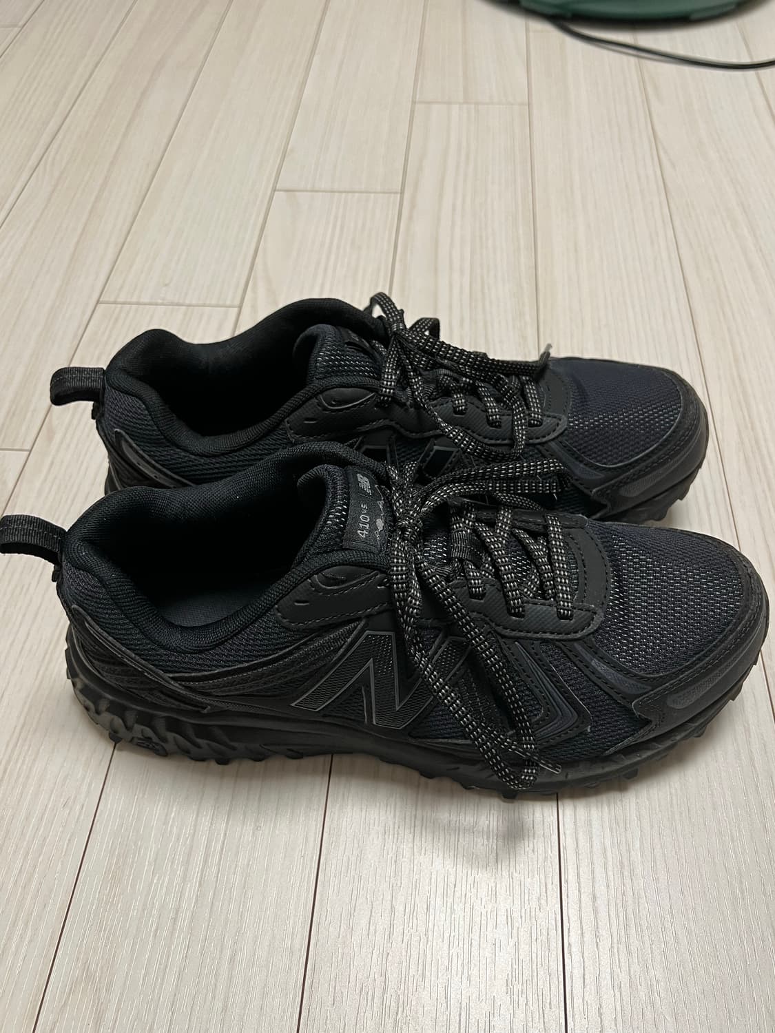뉴발란스 410v5 270사이즈 상품이미지1