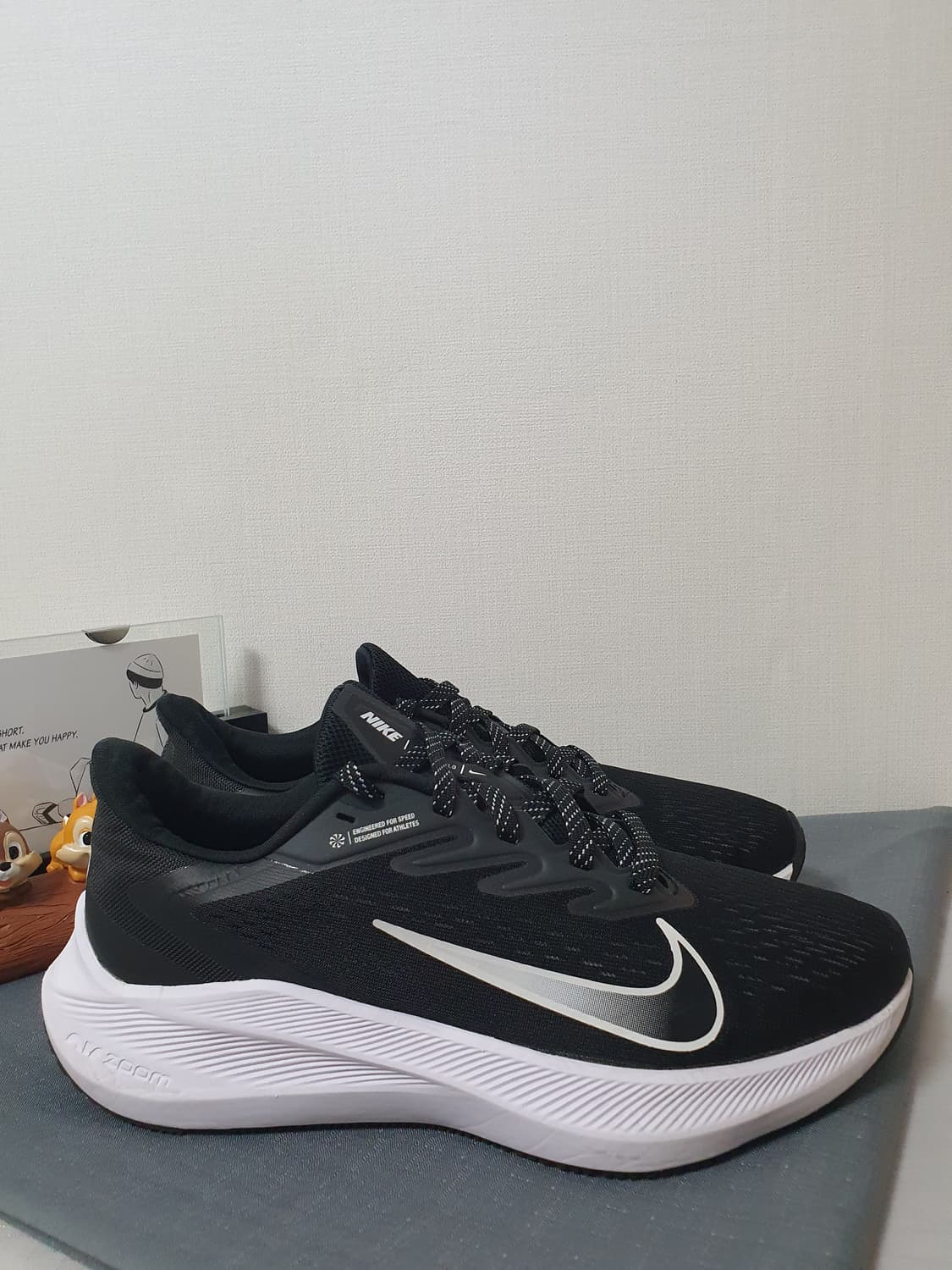 무료배송 / 나이키 에어 줌 윈플로 7 / 250mm 상품이미지4