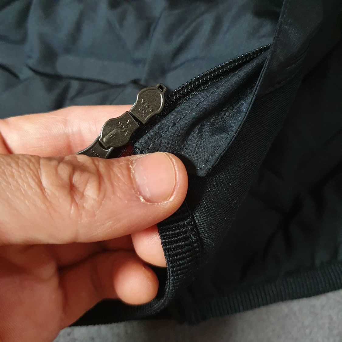 나이키 여성 에어로로프트 리펠 베스트 조끼 M 상품이미지7