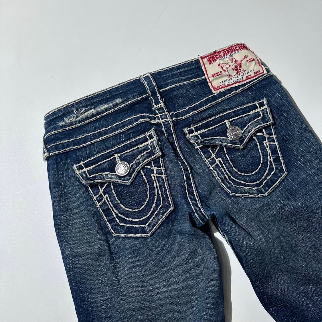 트루릴리전 JOEY 조이 수퍼 T 부츠컷 데님 팬츠 상품이미지3