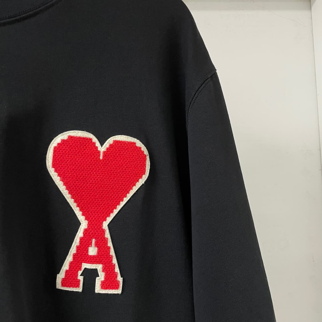 AMI 아미 블랙 반팔 티셔츠 XL 상품이미지4