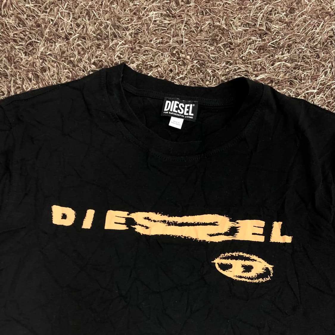 디젤 23SS 웨이브 로고 그래픽 티셔츠 상품이미지4