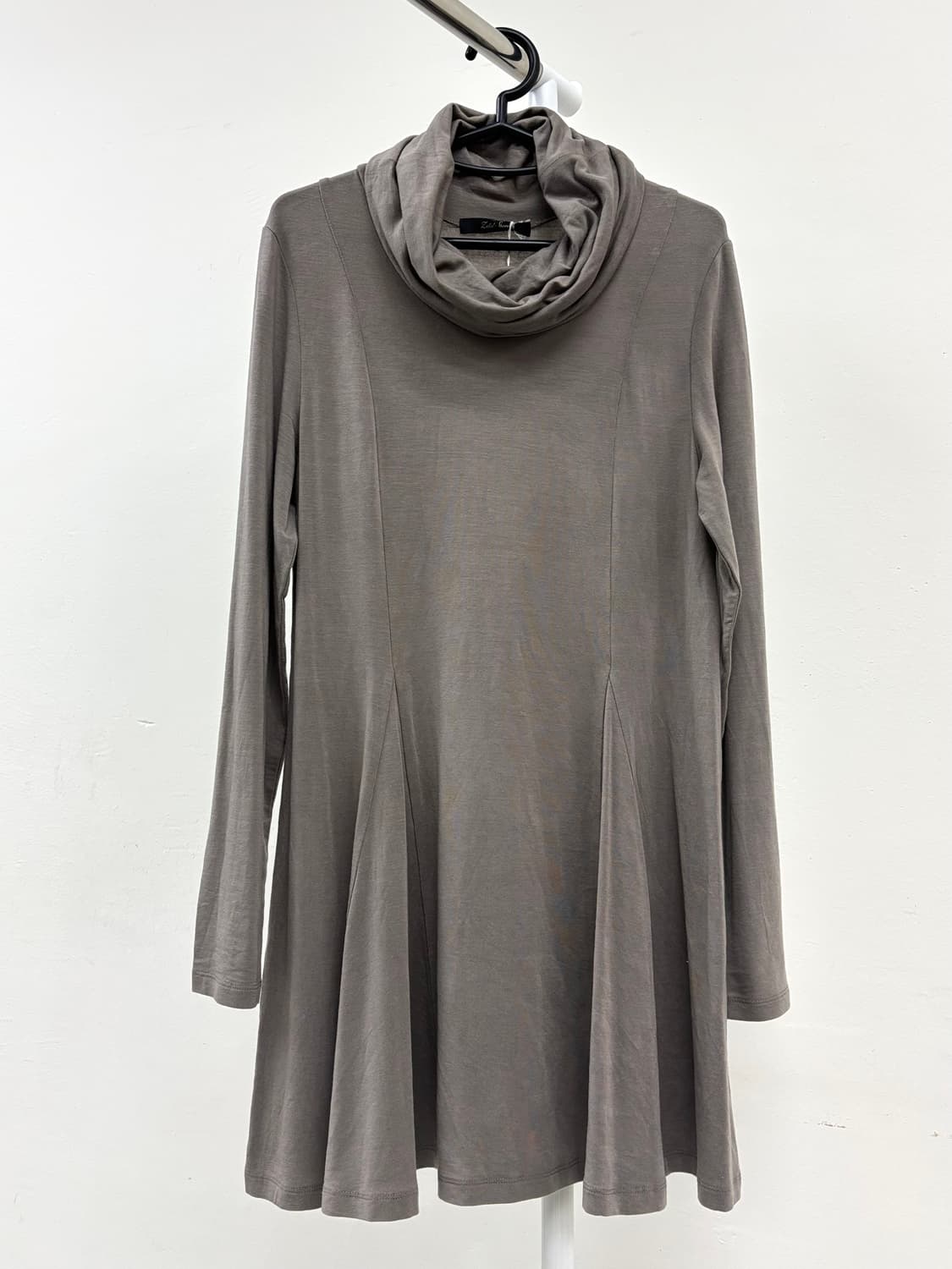 빈티지 데드스탁 브라운 롱슬리브 이너 상품이미지1