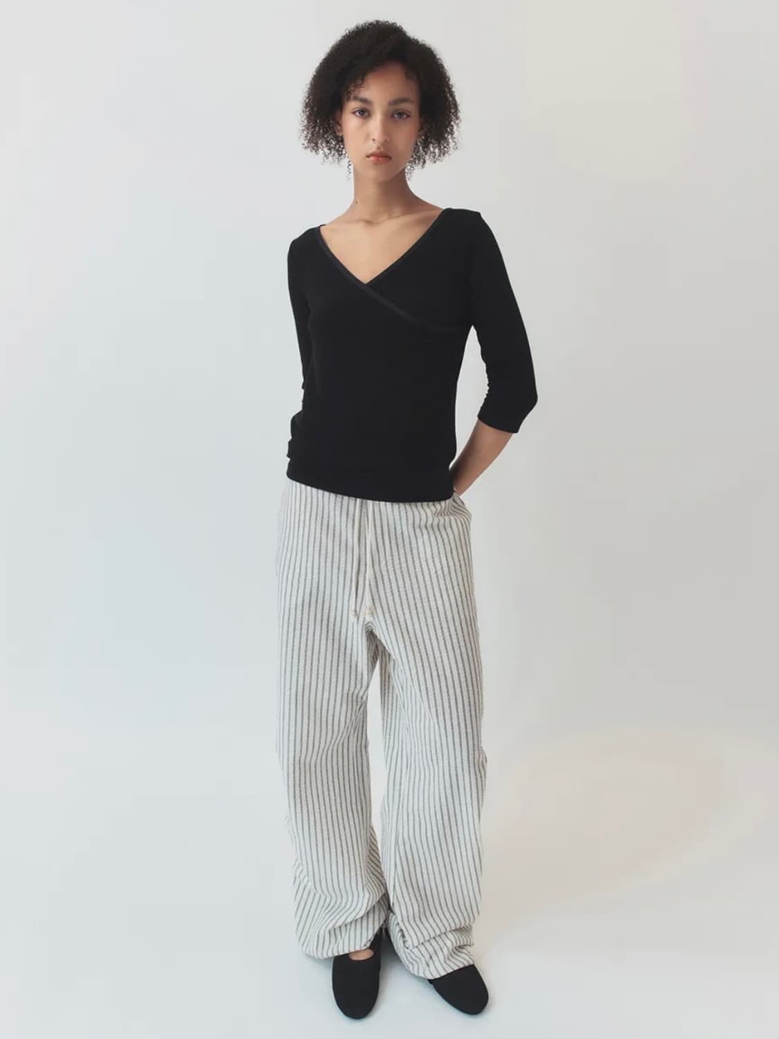 시메트릭퍼센트 V Wrap Half Sleeve / Black 상품이미지4