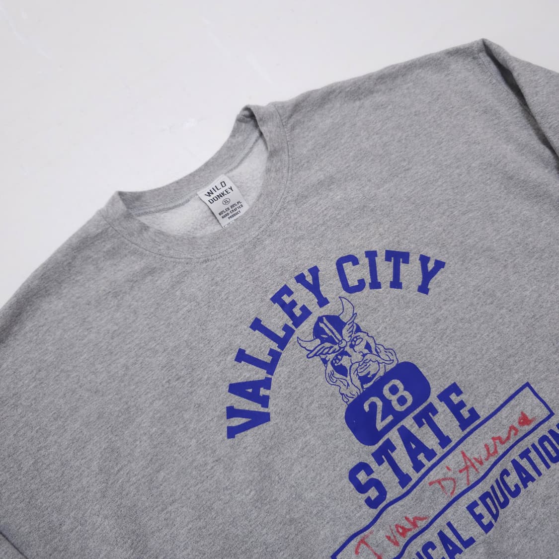 와일드동키 벨리시티 스웻셔츠 상품이미지3