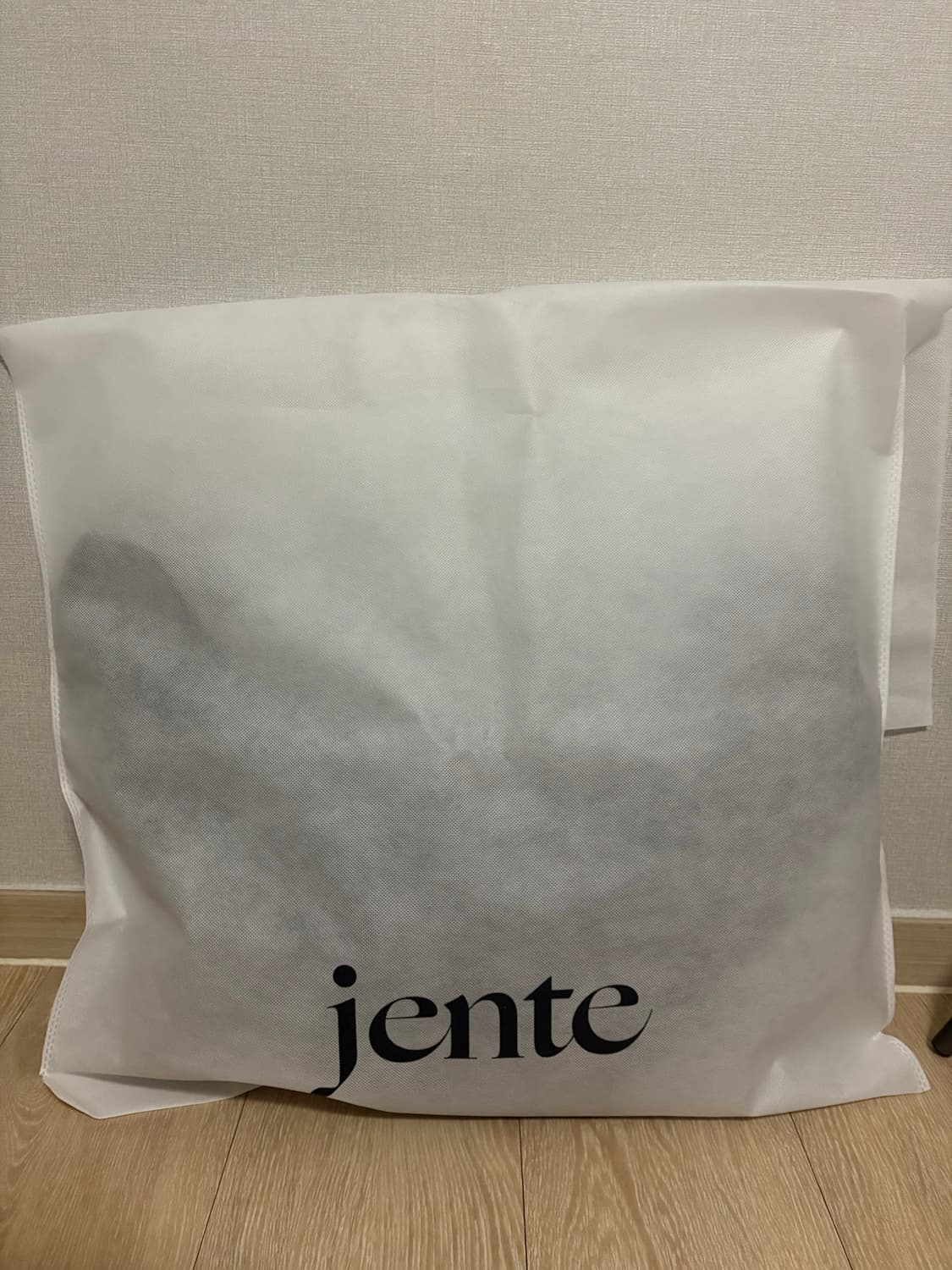 급처) 르메르 크루아상백 라지(다크브라운) 판매합니다. 상품이미지1