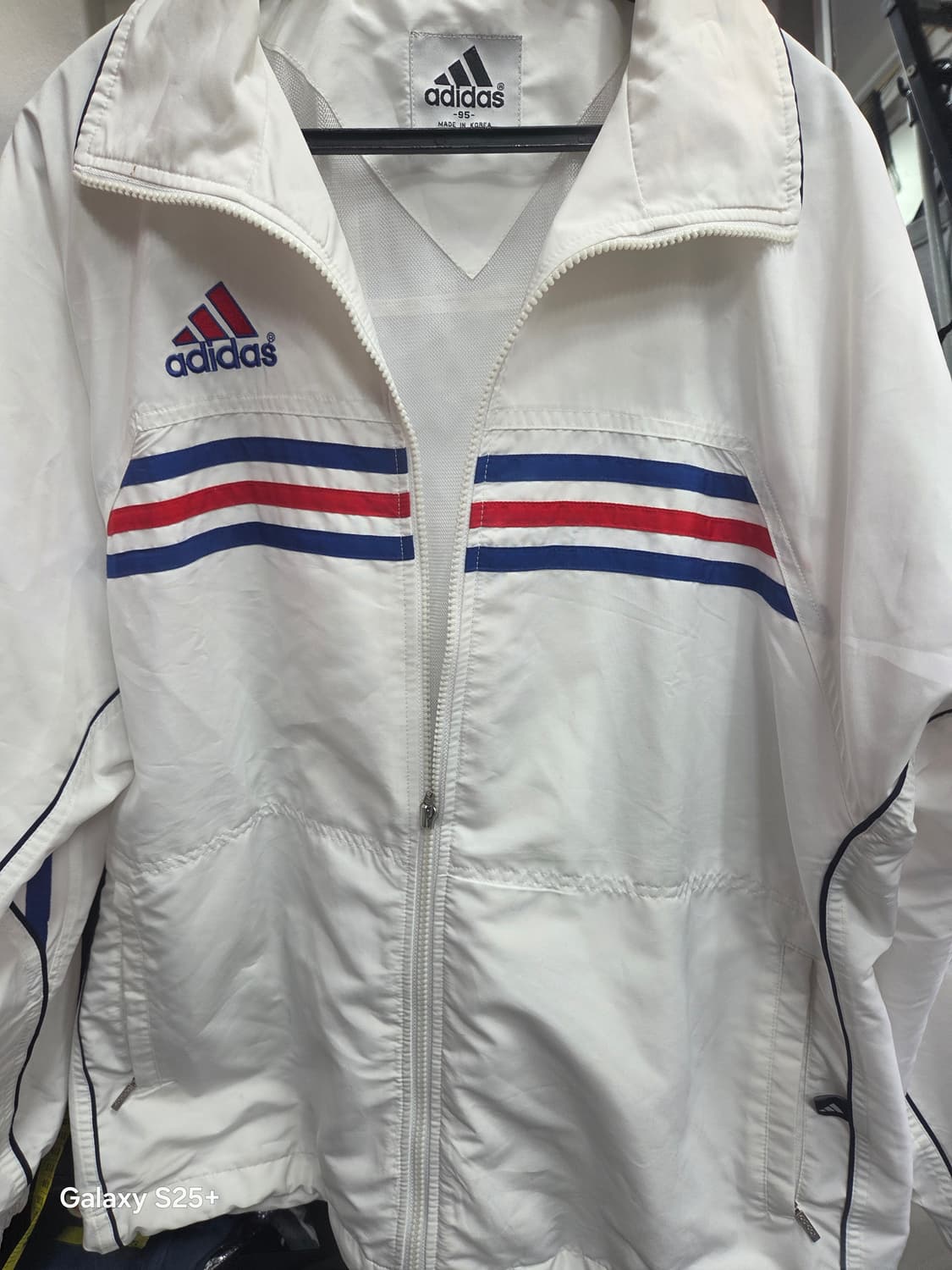 아디다스   화이트   바람막이 상품이미지3