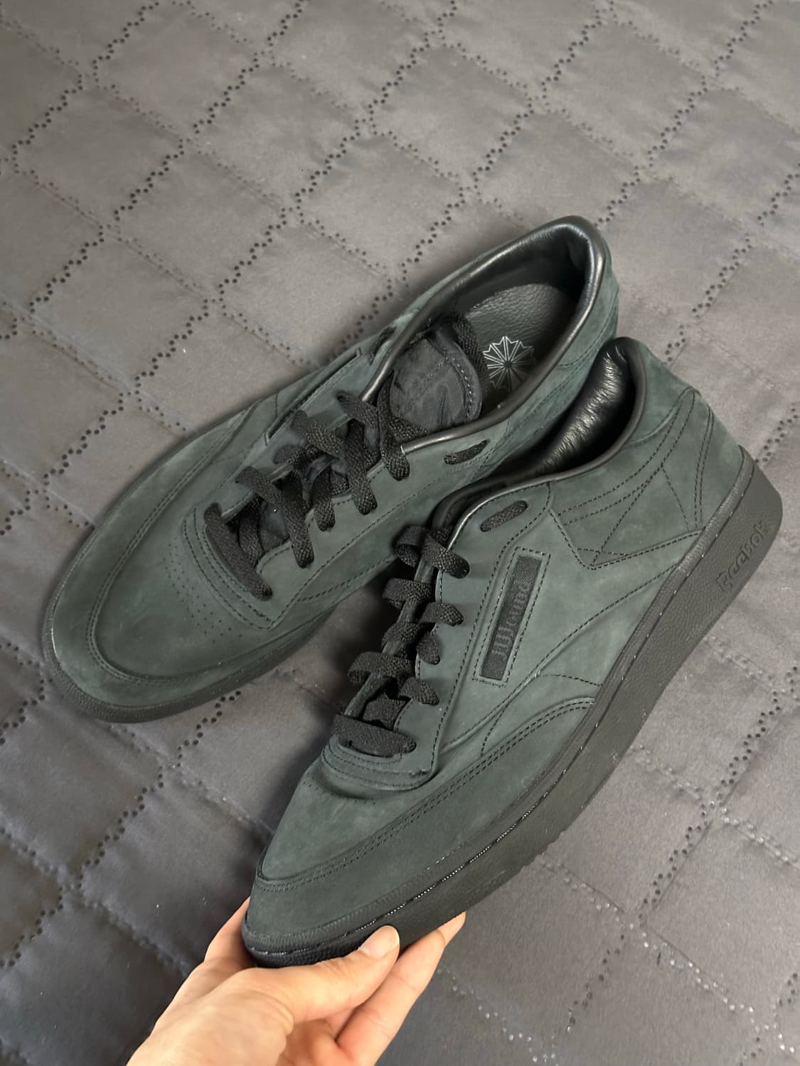 리복 자운드 JJJJound 클럽C 트리플 블랙 상품이미지3