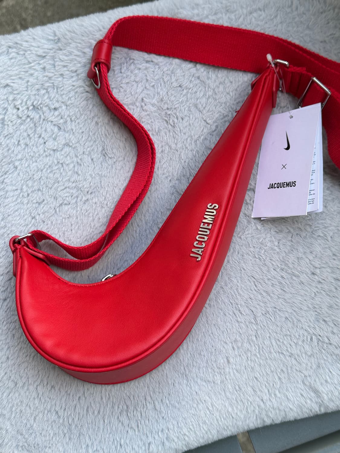 나이키 자크뮈스 스우시 크로스백 레드 새상품 상품이미지1