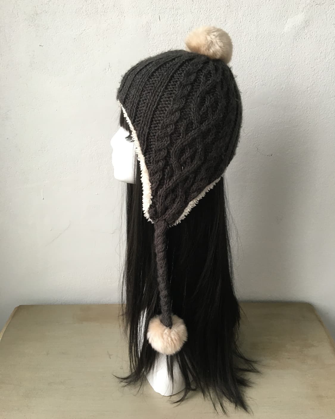  pom pom cable pattrn knit beanie 상품이미지1
