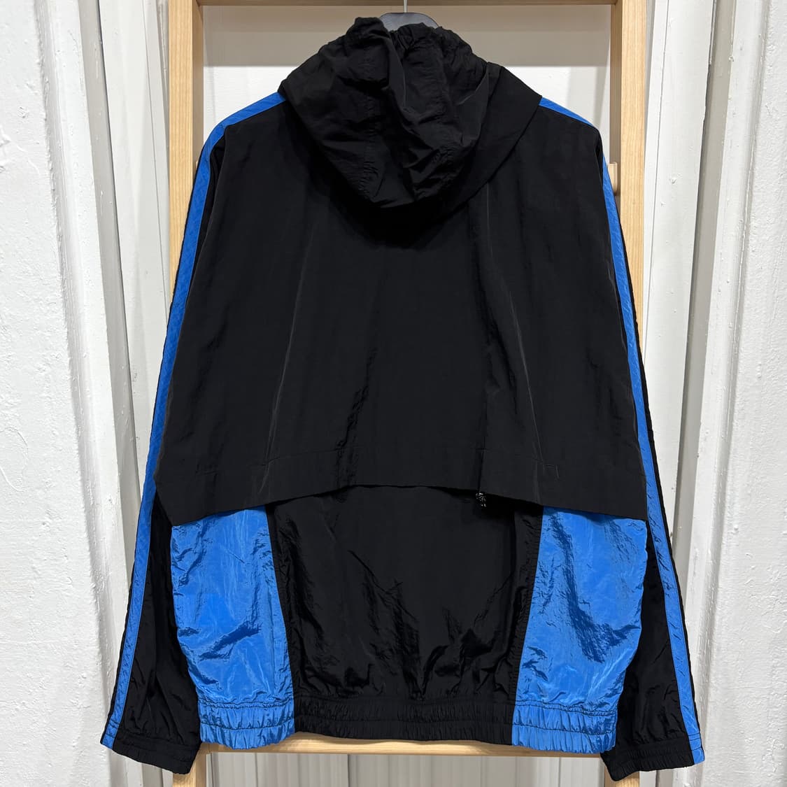 엘레쎄 후드 바람막이 상품이미지4