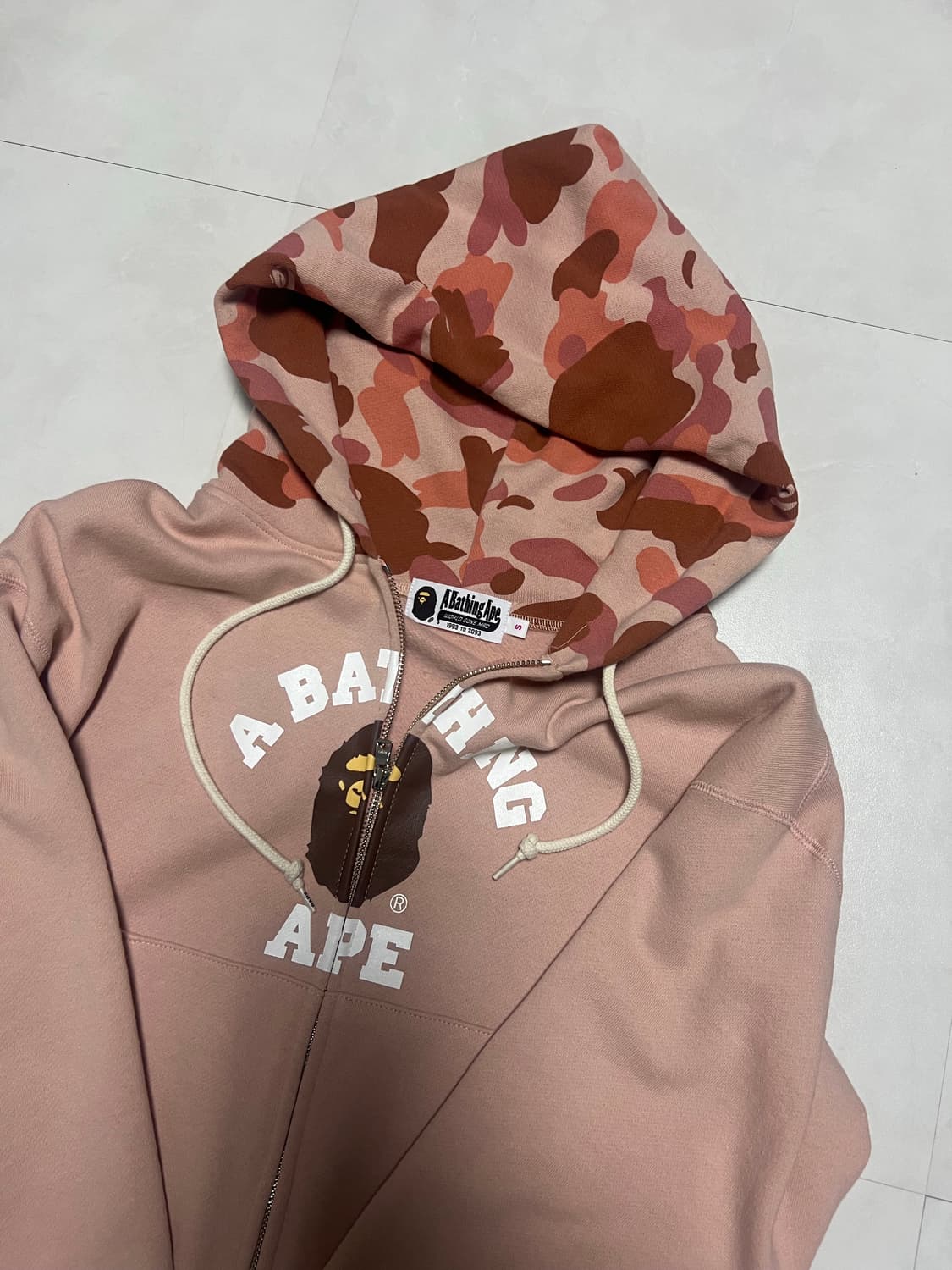 베이프 퍼스트 카모 컬리지 후드집업 핑크 s 상품이미지3