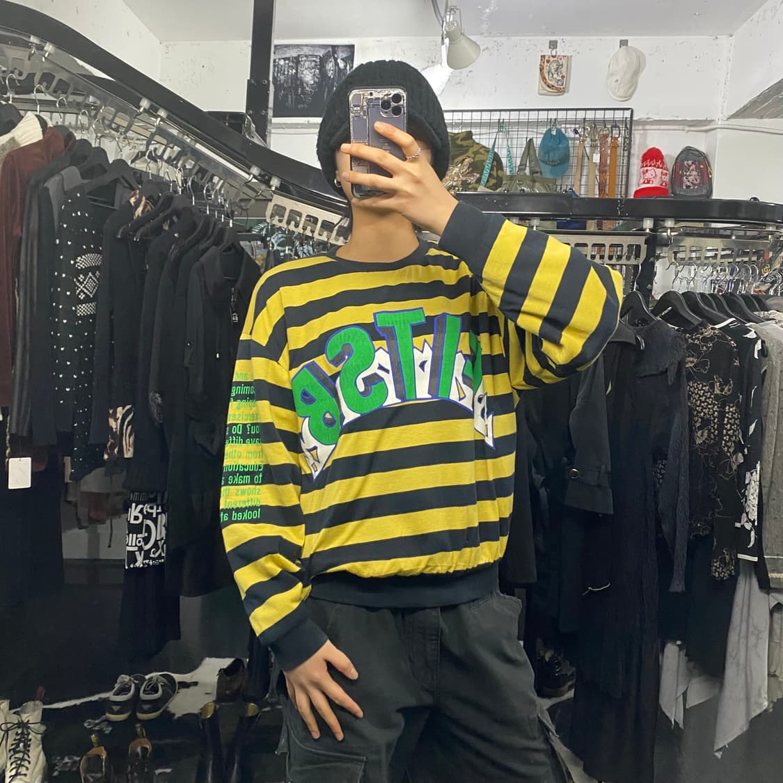 Fits-B 레터링 프린팅 리버시블 맨투맨 상품이미지1