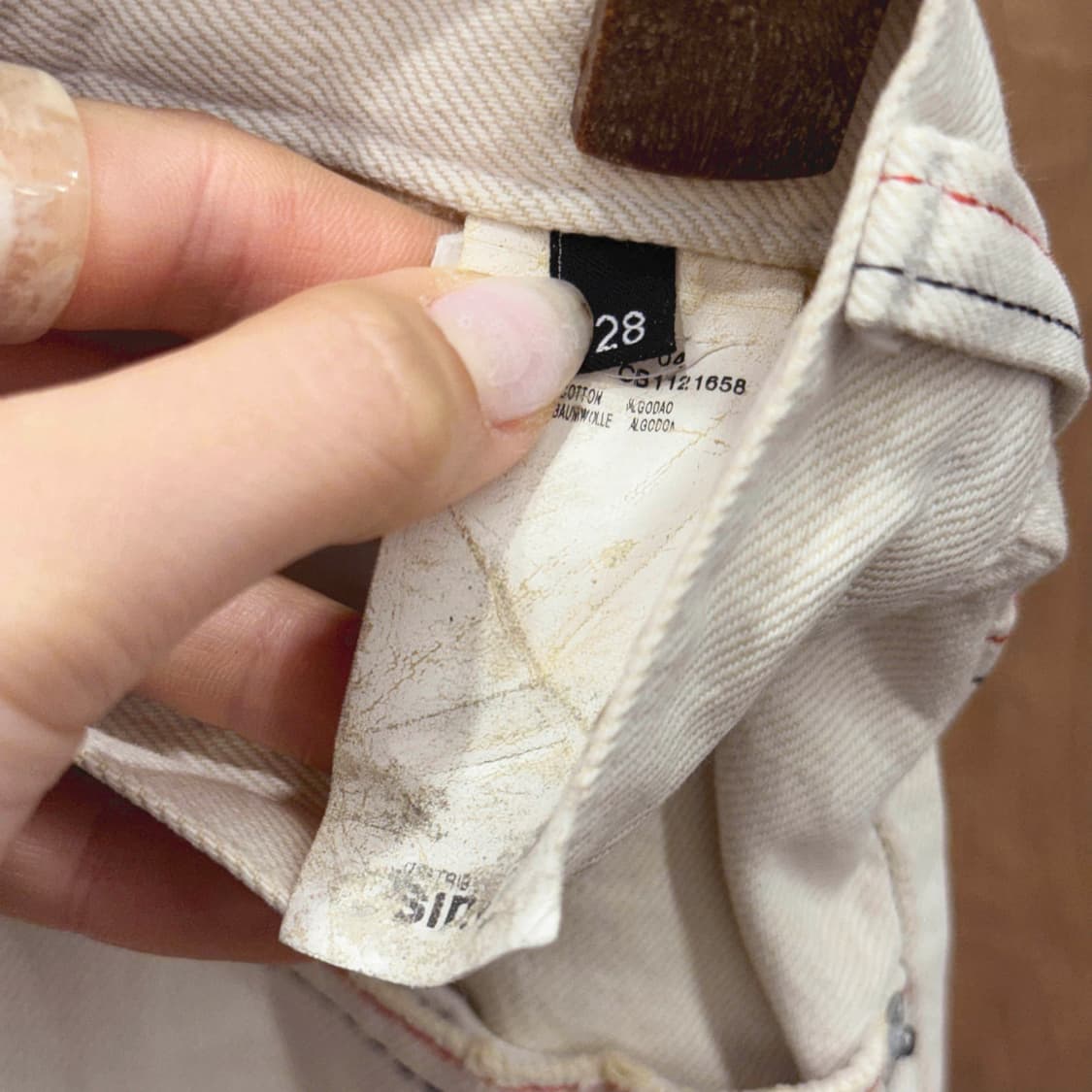 알렉산더 맥퀸 코튼 데님 팬츠 레드 더블 스티치 디테일 아이보리 상품이미지8