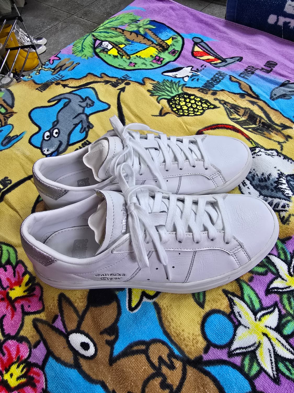 오니츠카 타이거 흰색 가죽 스니커즈 (1467) 상품이미지2