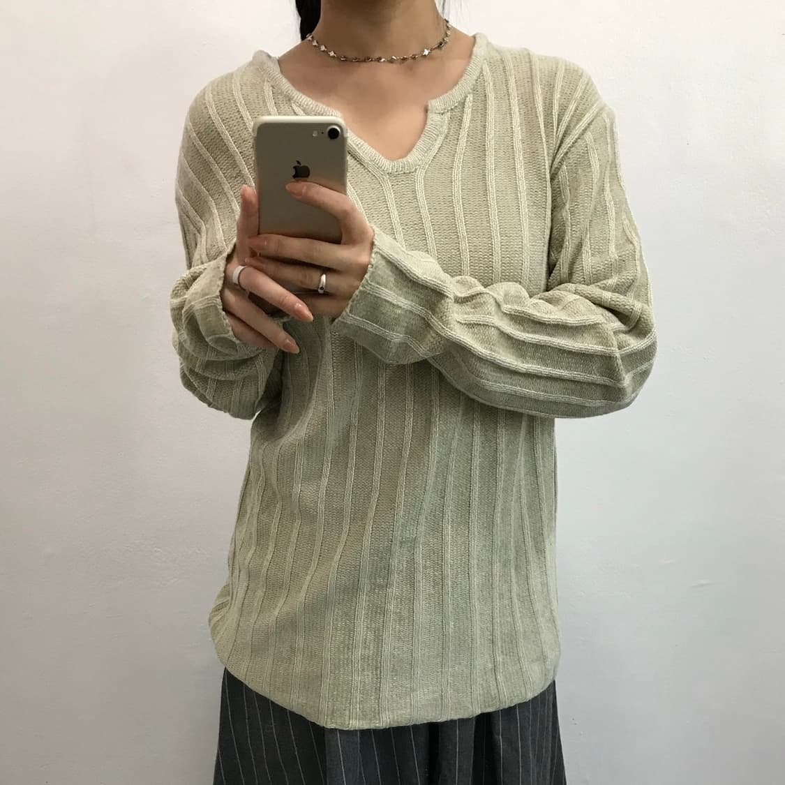 루이스샤브론 스트라이프 짜임 트임넥 긴팔니트 상품이미지2