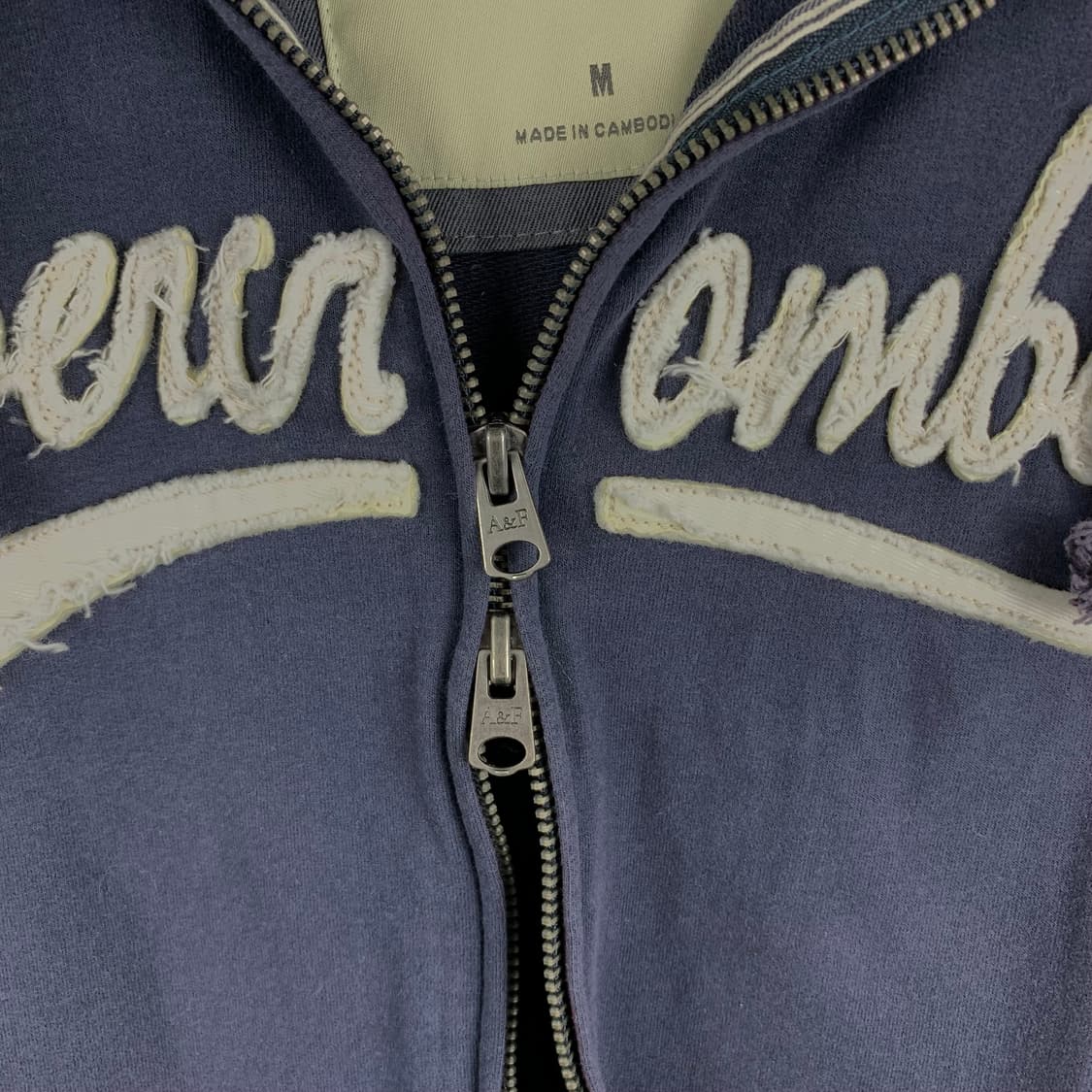 아베크롬비 y2k 와투케 딱붙 네이비 후드집업 상품이미지4