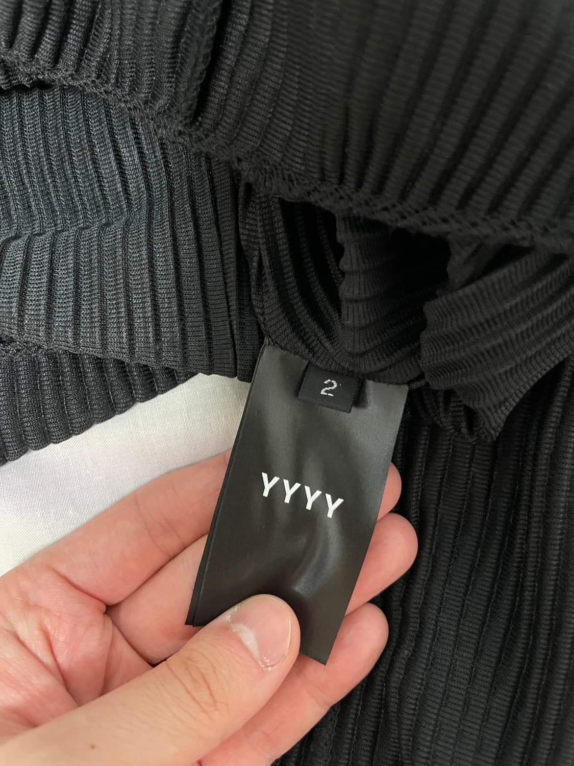 YYYY 버티컬 플리티드 롱슬리브 2SIZE 상품이미지4