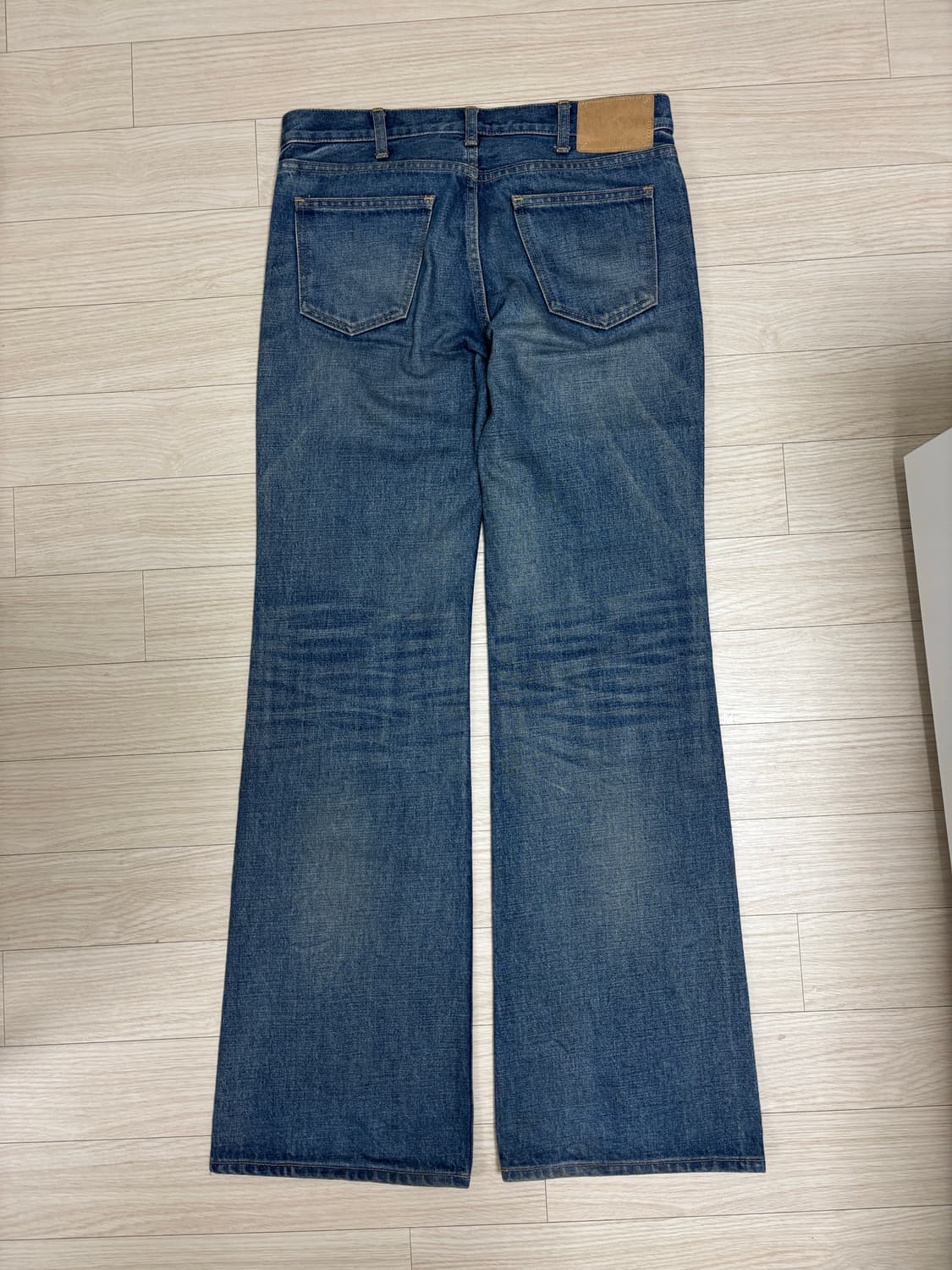 셀린 부츠컷 데님 팬츠 27 상품이미지4