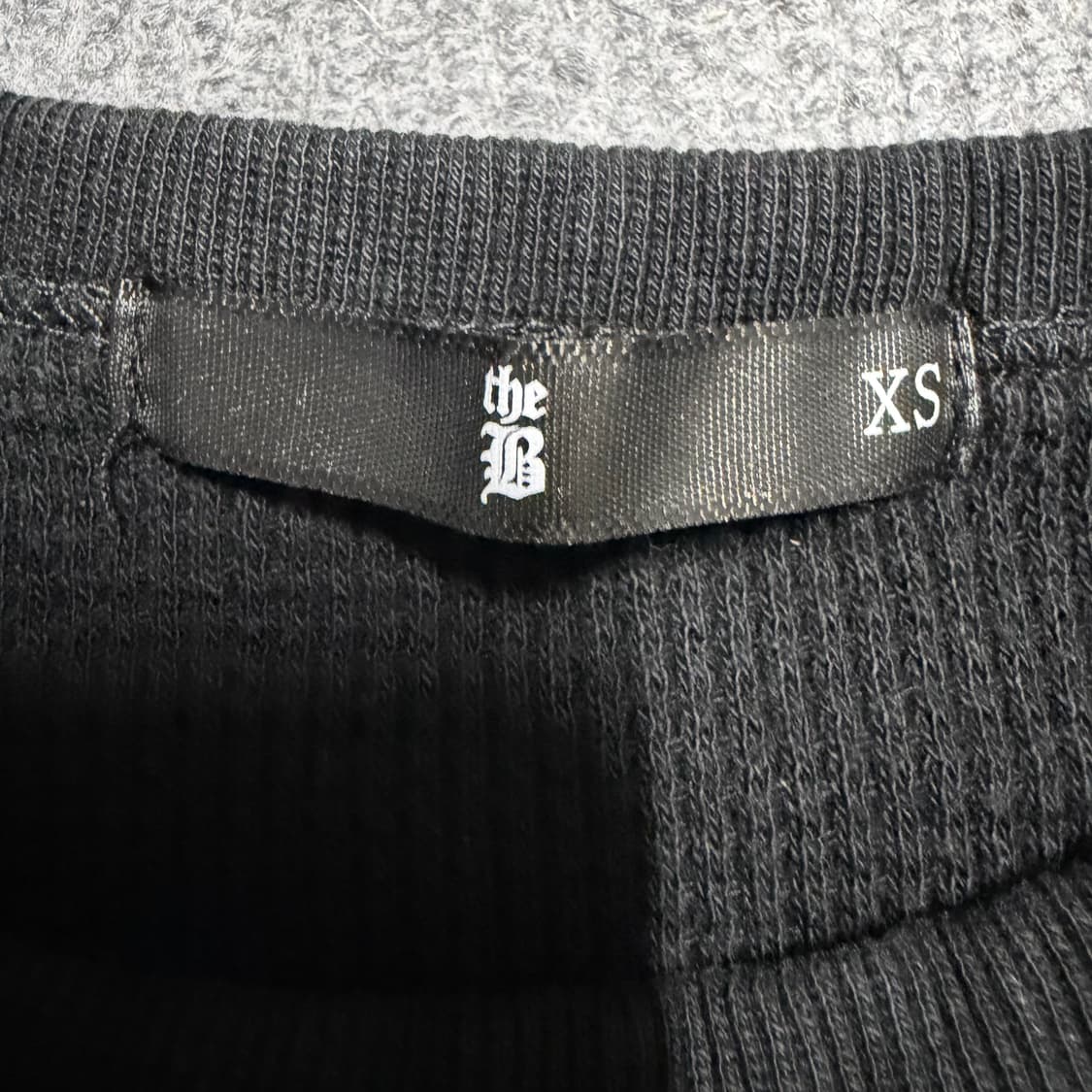 딱붙핏 버커루 블랙 와플 긴팔티셔츠 XS 상품이미지4