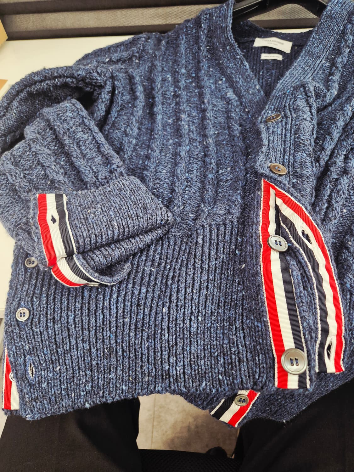 톰브라운 케이블 니트 가디건 (새상품급) 사이즈 4 네이비 상품이미지7