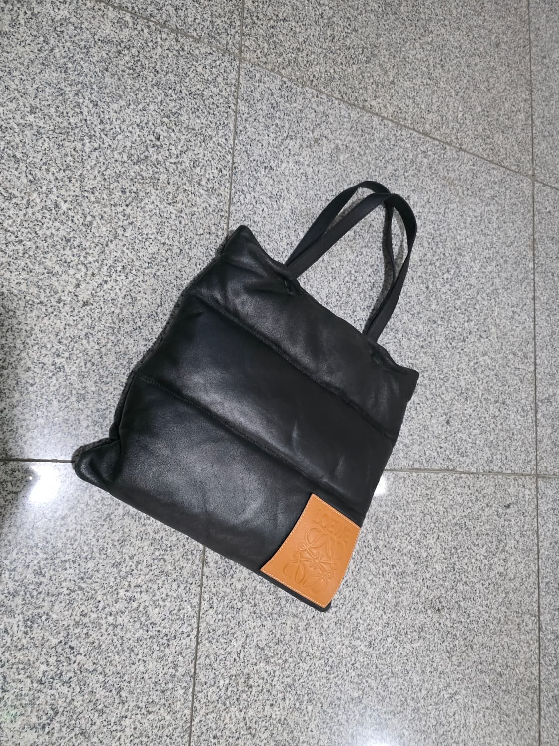 로에베 정품가방 상품이미지1