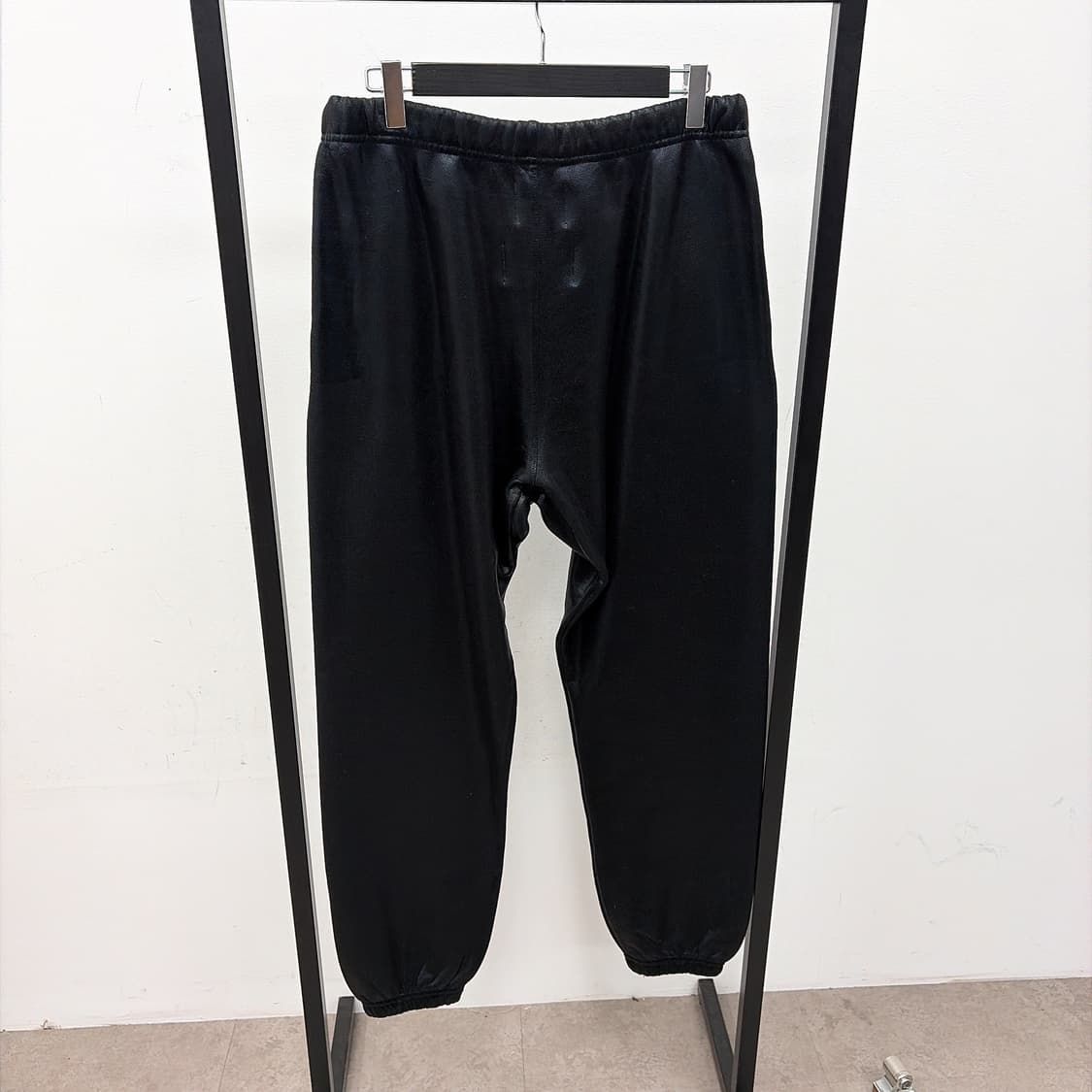 (정품/새상품) 갤러리 디파트먼트 남성 블랙 아날로그 스웻팬츠 상품이미지3