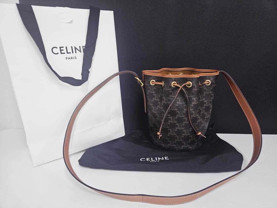 셀린느 트리오페 버킷백 브라운 숄더백(상태좋음) 상품이미지1