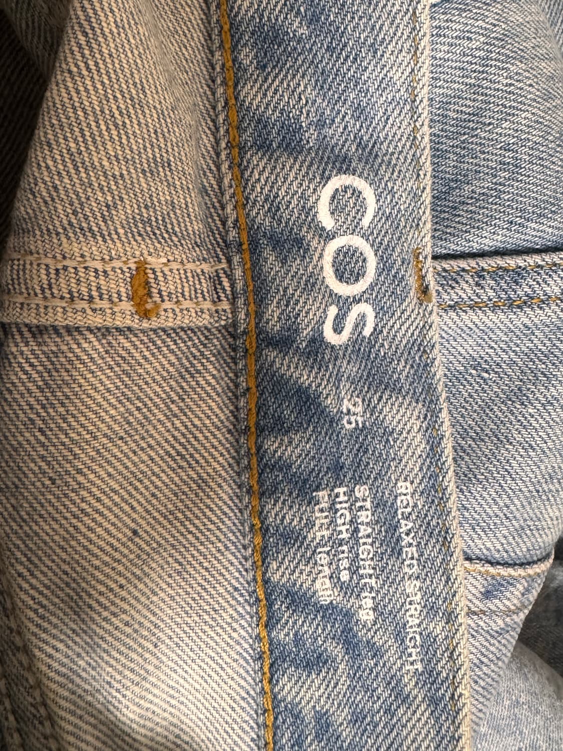 Cos 릴렉스드 스트레이트진 상품이미지1