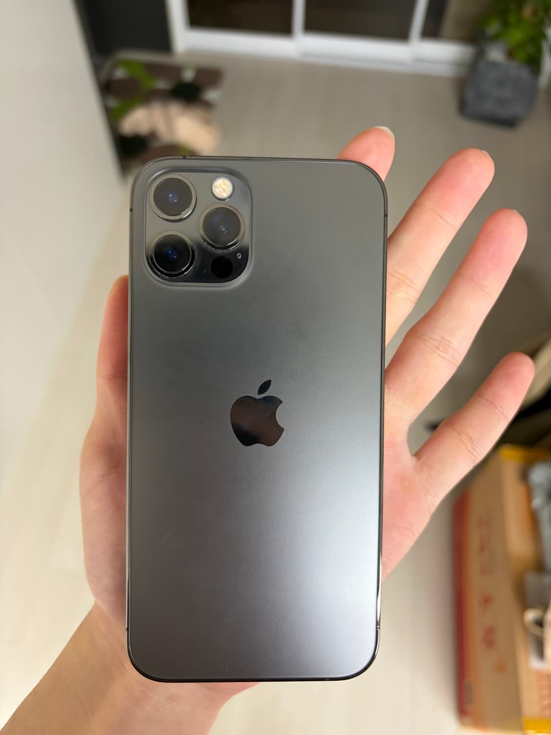 아이폰12프로 128G 블랙 상품이미지4