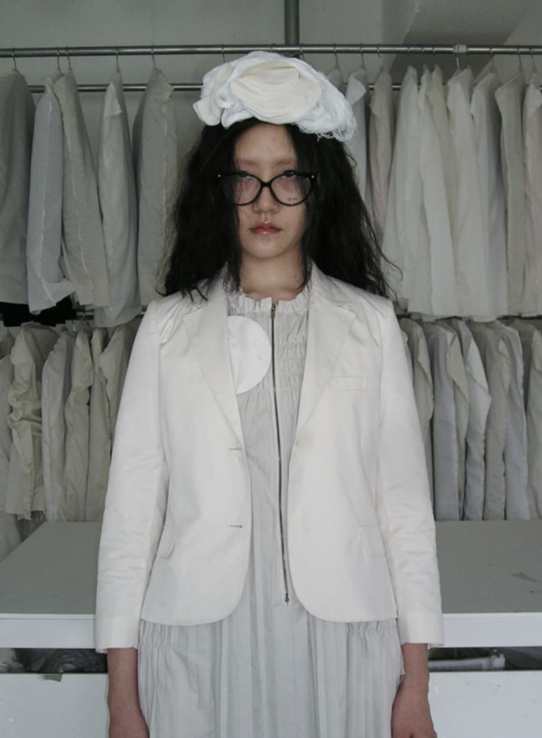 Eont‘s O PATCH JACKET white 상품이미지1