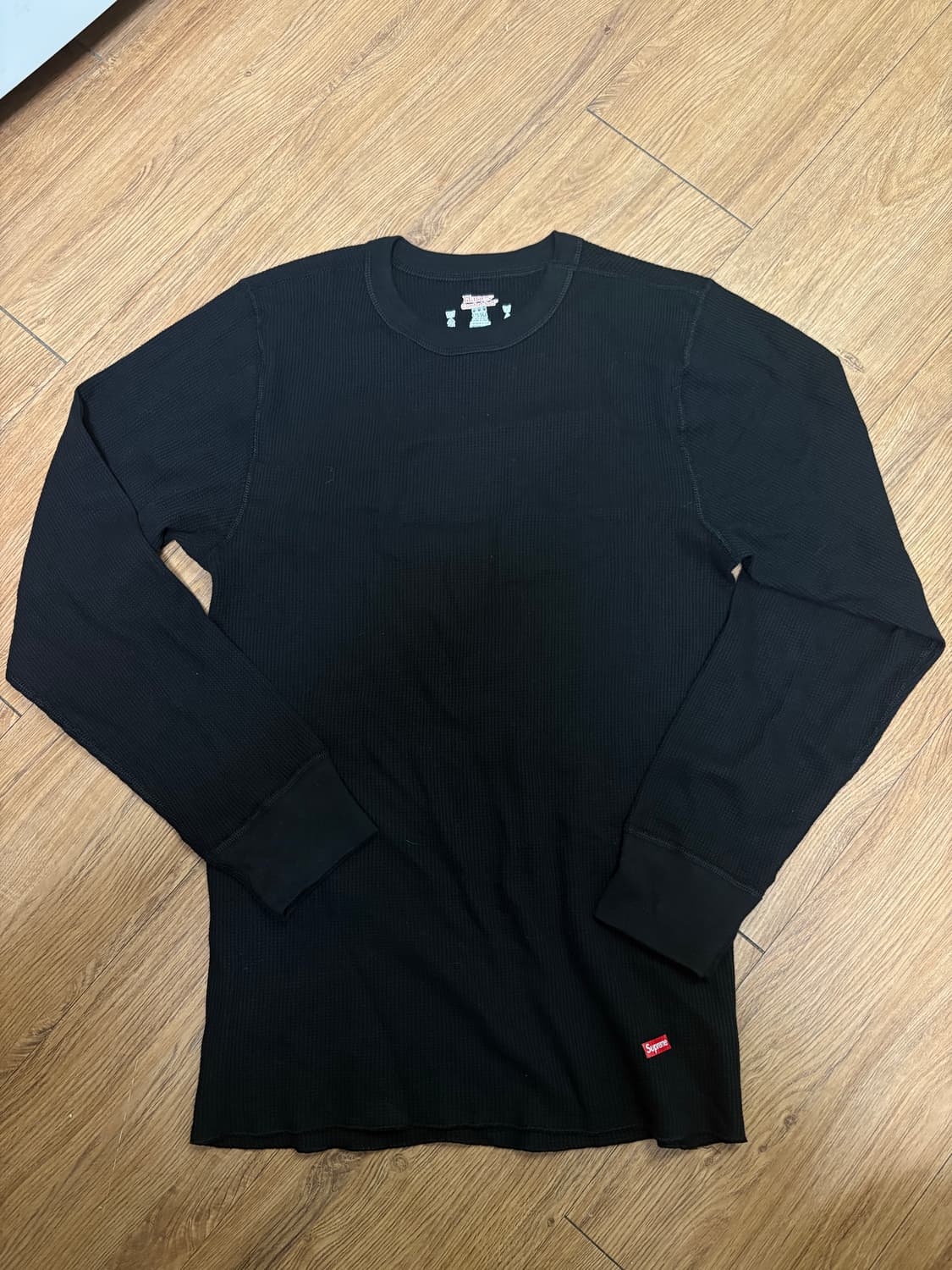 슈프림 헤인즈 써멀 크루 내츄럴 블랙 상품이미지1