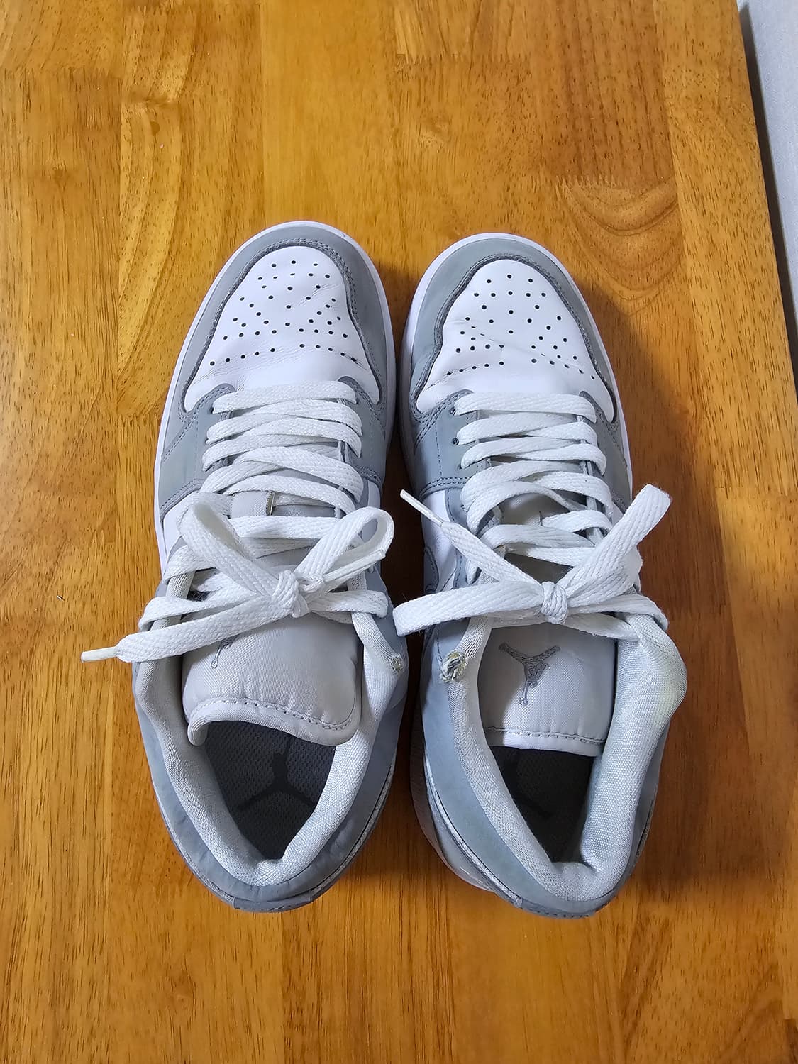 [정품/세탁완료] 나이키 우먼스 에어 조던 1 로우 '울프 그레이



 상품이미지5