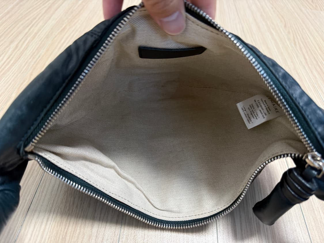 르메르 크루아상백 스몰 미드나잇 그린 상품이미지3