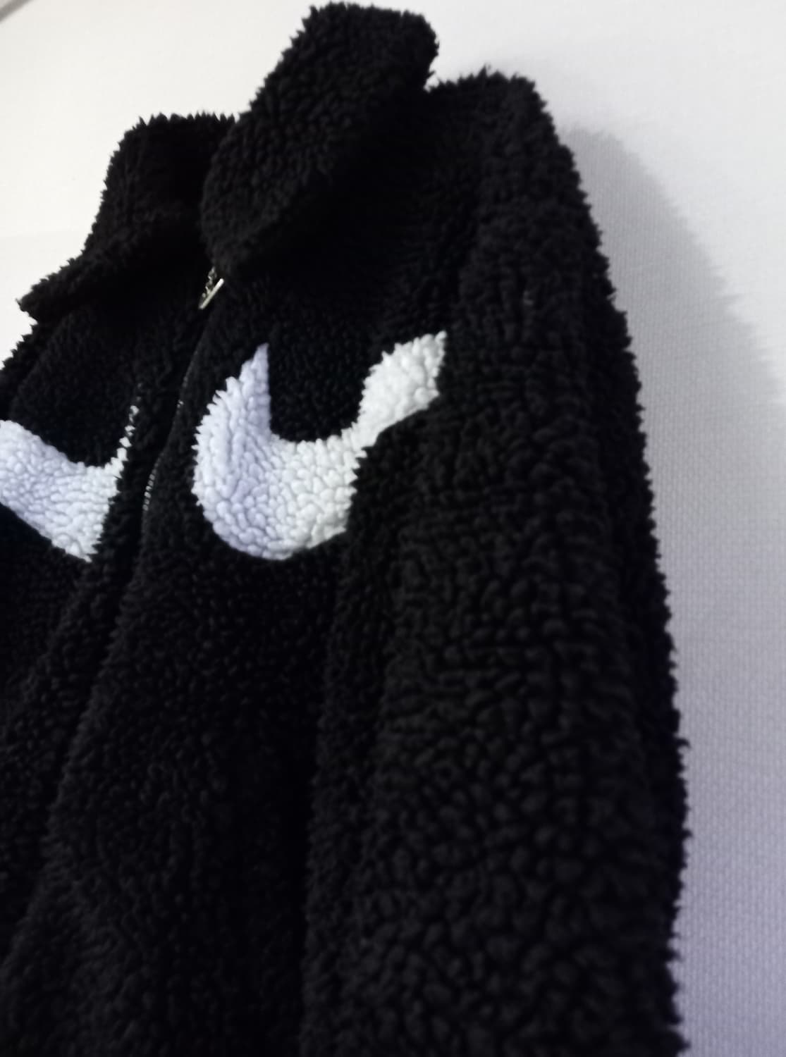 나이키 스우시 블랙 여자 자켓 90/S 상품이미지2